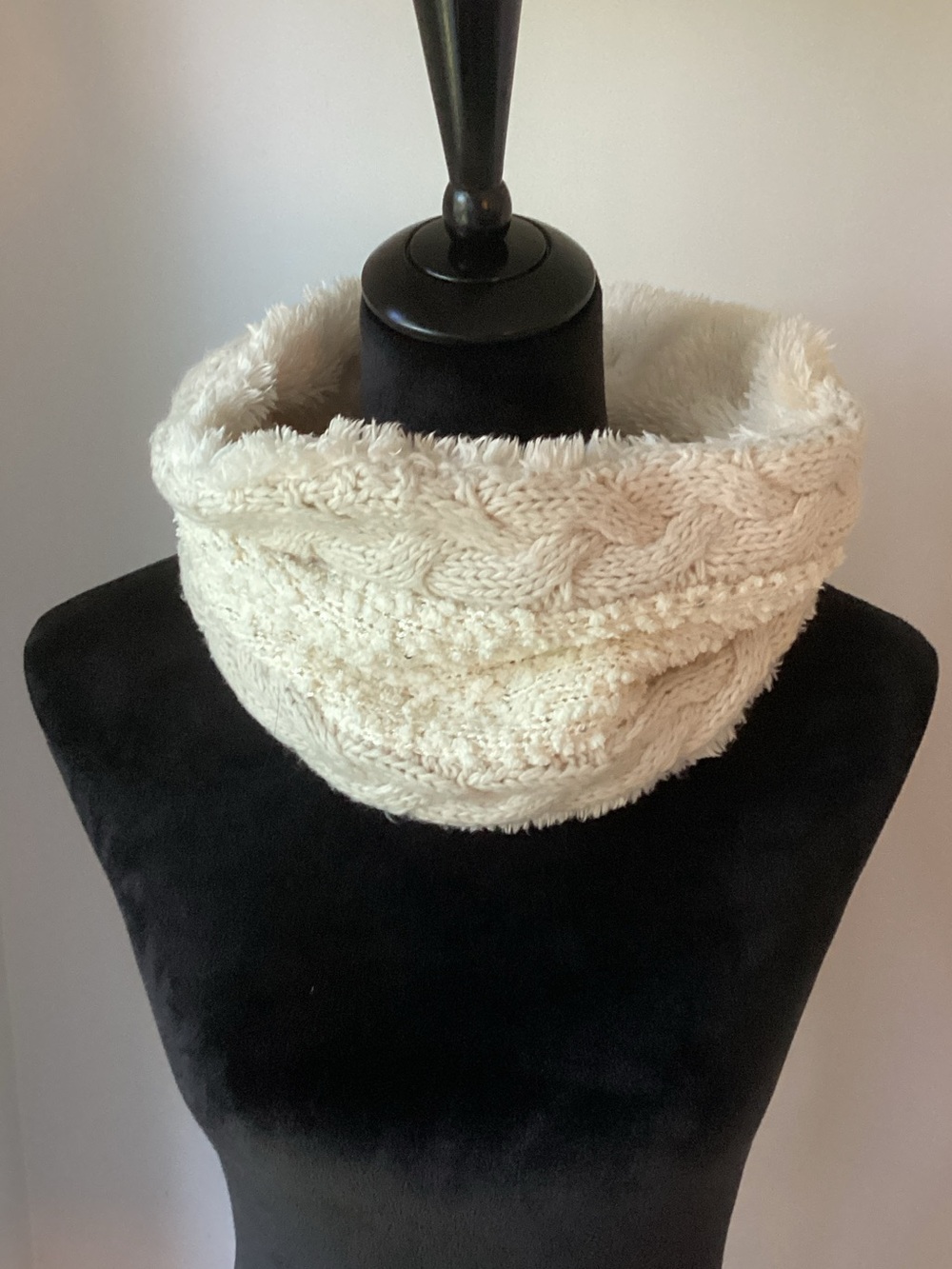 Cejon Cream Cable Knit Fleece-Lined Infinity Scarf